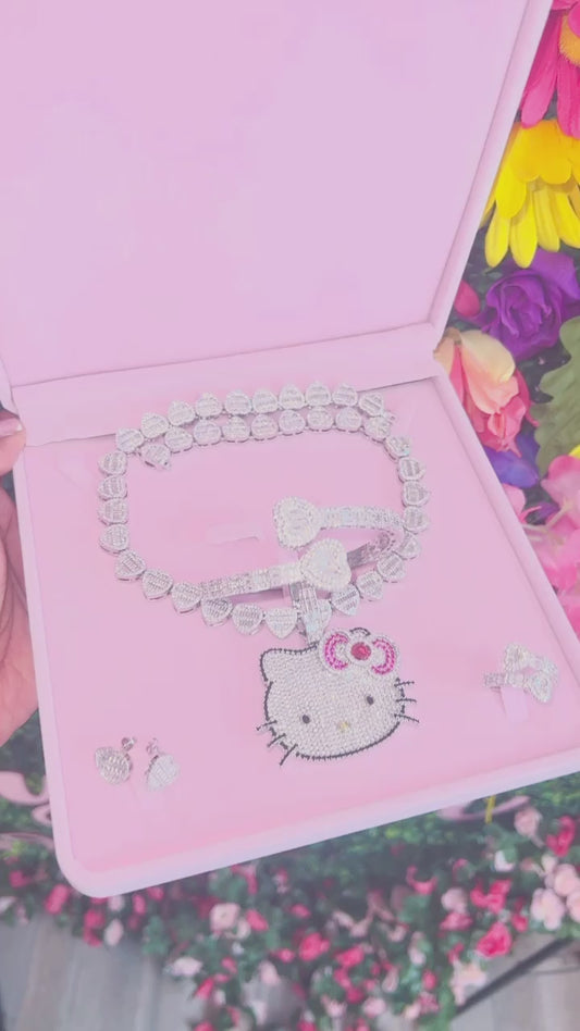 Hello kitty necklace with 4 pc baguette heart set