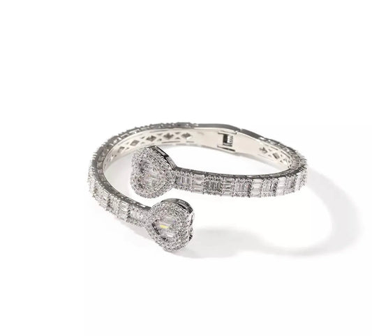 Baguette heart bangle - BizaarFashionCrush